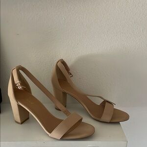 Elegant Tan Women's Sandals